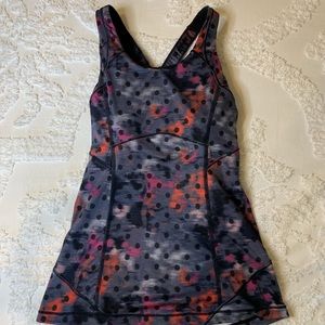 Lululemon workout tank top